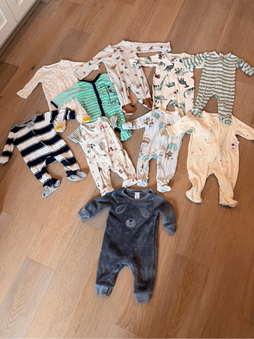Set/Bundle of 10 Baby Boys Burt’s Bees, KQ, Mudpie & Carters Footies and Pajamas